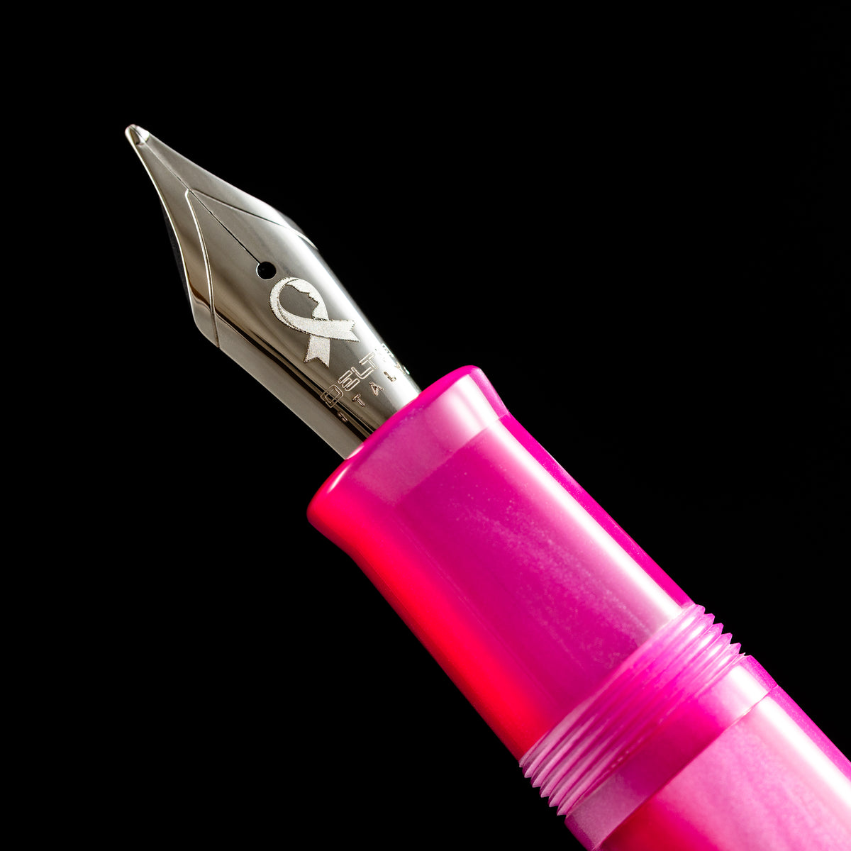 Delta DV Original Fountain Pen - Pink - Pen Boutique Exclusive - Pen Boutique Ltd