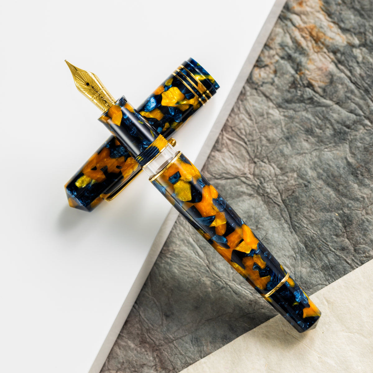 Leonardo Momento Zero Grande 2.0 Fountain Pen - Crepuscolo - Gold Trim - Pen Boutique Ltd