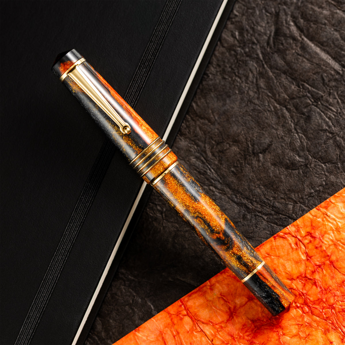 Delta DV Original Fountain Pen - Glow Up Oro - Gold Trim - Stainless Steel Nib (Mid Size) - Pen Boutique Ltd