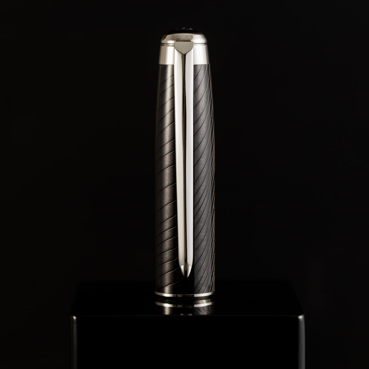S T Dupont Line D Rollerball Pen - Eternity - Mane Guilloche Black - Palladium Trim (Large) - Pen Boutique Ltd