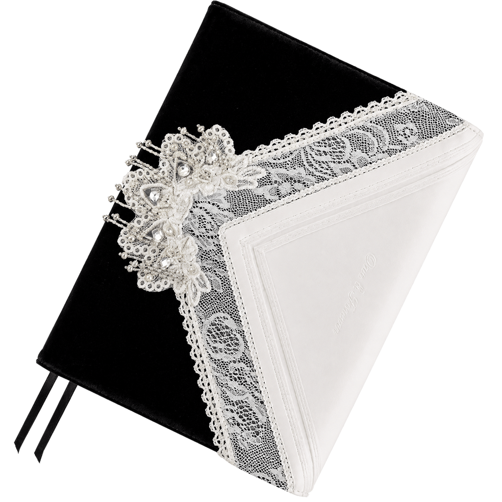 Hobonichi 2027 Cousin Cover - Tanakadaisuke: White Handkerchief Diary - A5 - Pen Boutique Ltd