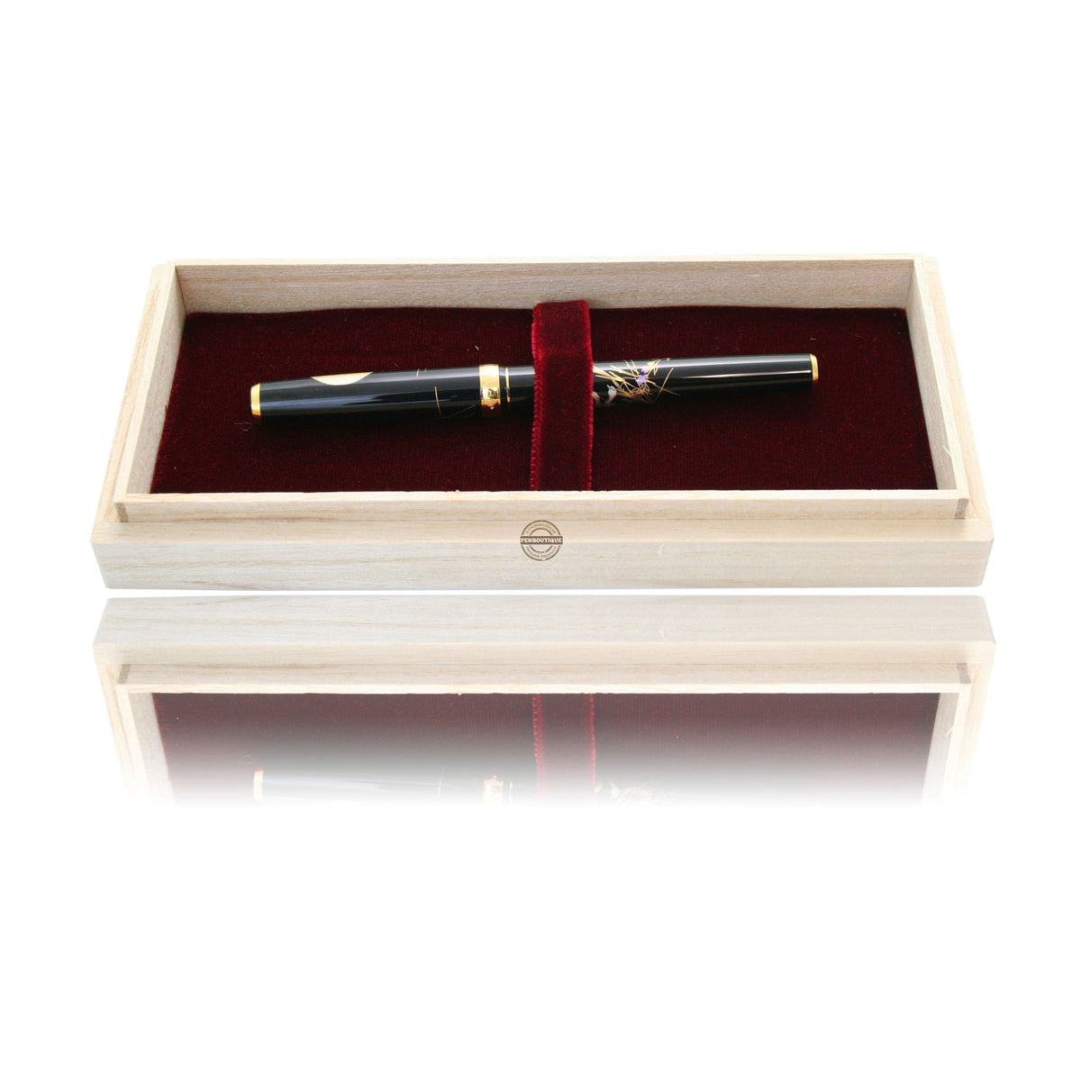 Platinum Classic Maki-E The Moon and A Rabbit Fountain Pen - Pen Boutique Ltd