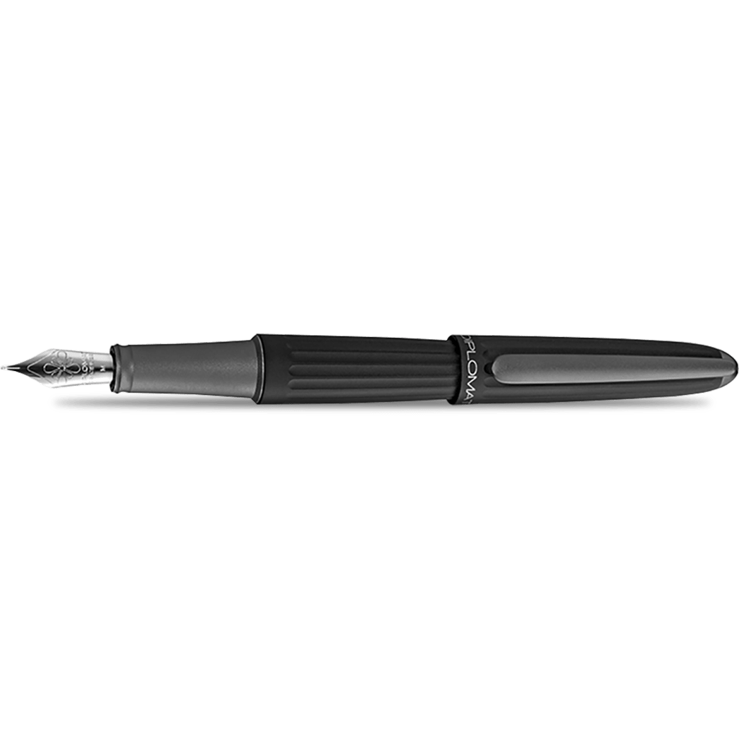 Diplomat Aero Fountain Pen - Black - Pen Boutique Ltd