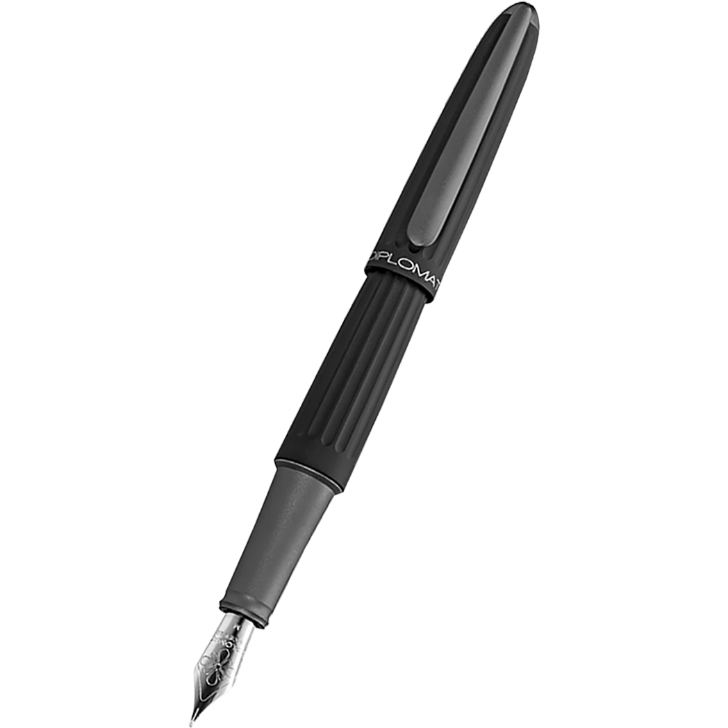 Diplomat Aero Fountain Pen - Black - Pen Boutique Ltd