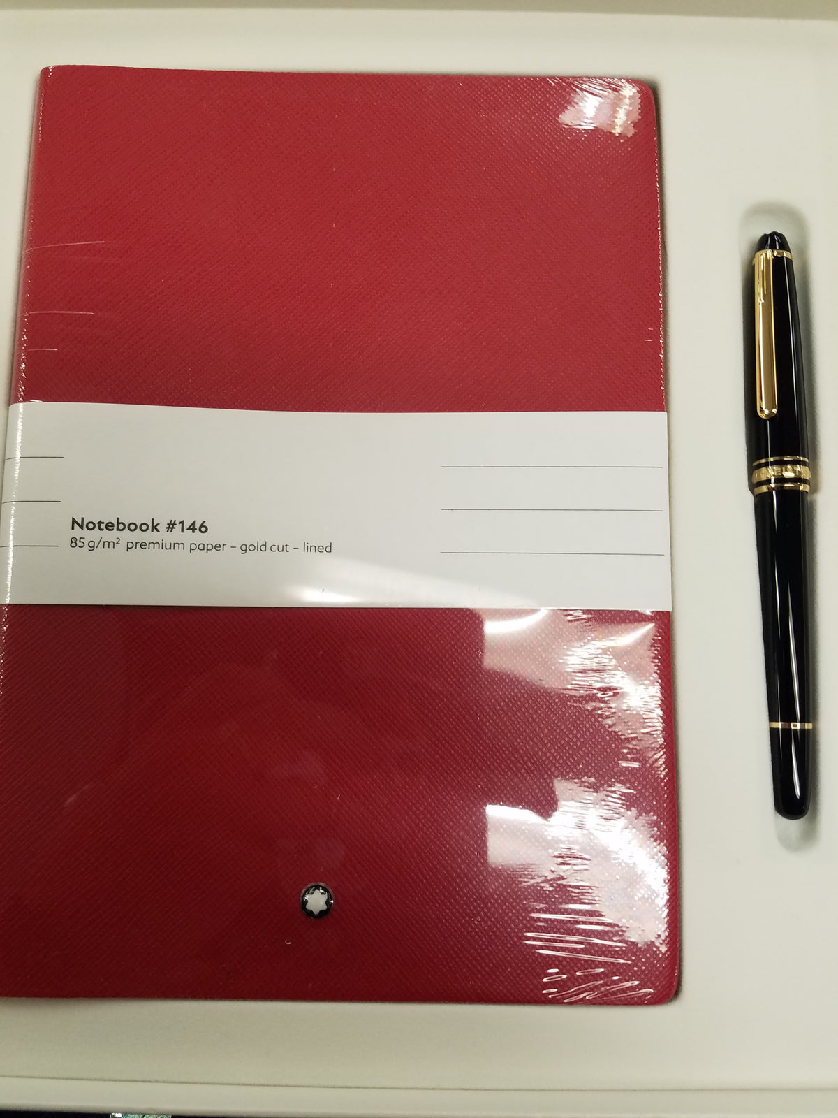 Montblanc Meisterstuck Gift Set (Rollerball 164 gold trim & 146 Notebook) - Pen Boutique Ltd