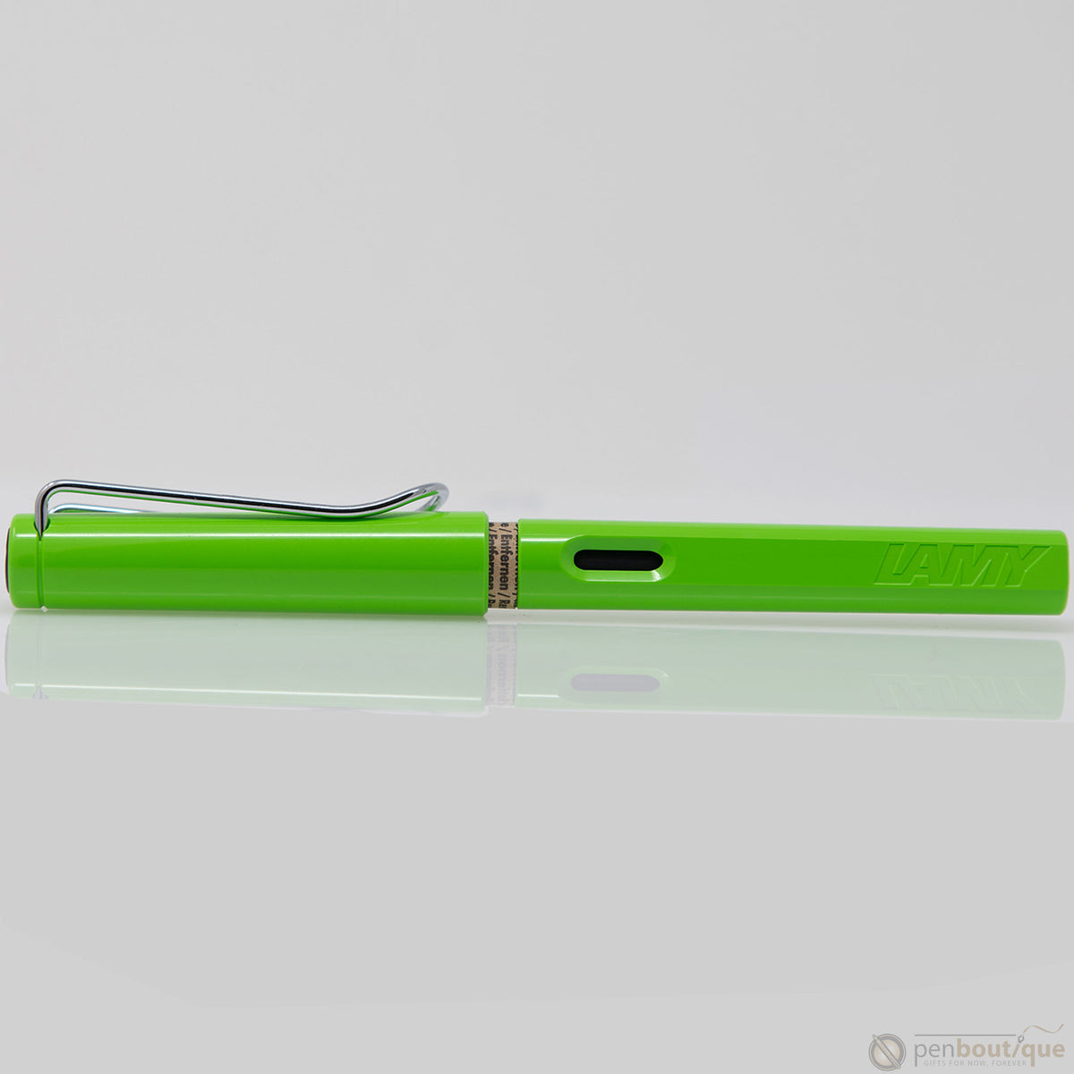 Lamy Safari Fountain Pen - Green (L13GN) - Pen Boutique Ltd
