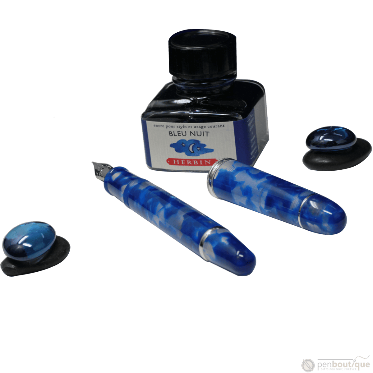 Penlux Masterpiece Grande Fountain Pen - Koi - Blue & White - Pen Boutique Ltd