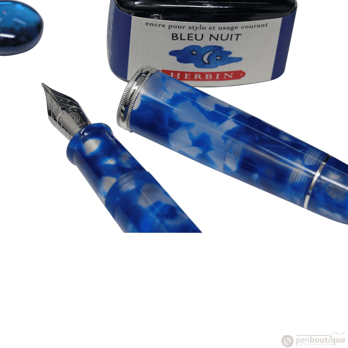 Penlux Masterpiece Grande Fountain Pen - Koi - Blue & White - Pen Boutique Ltd