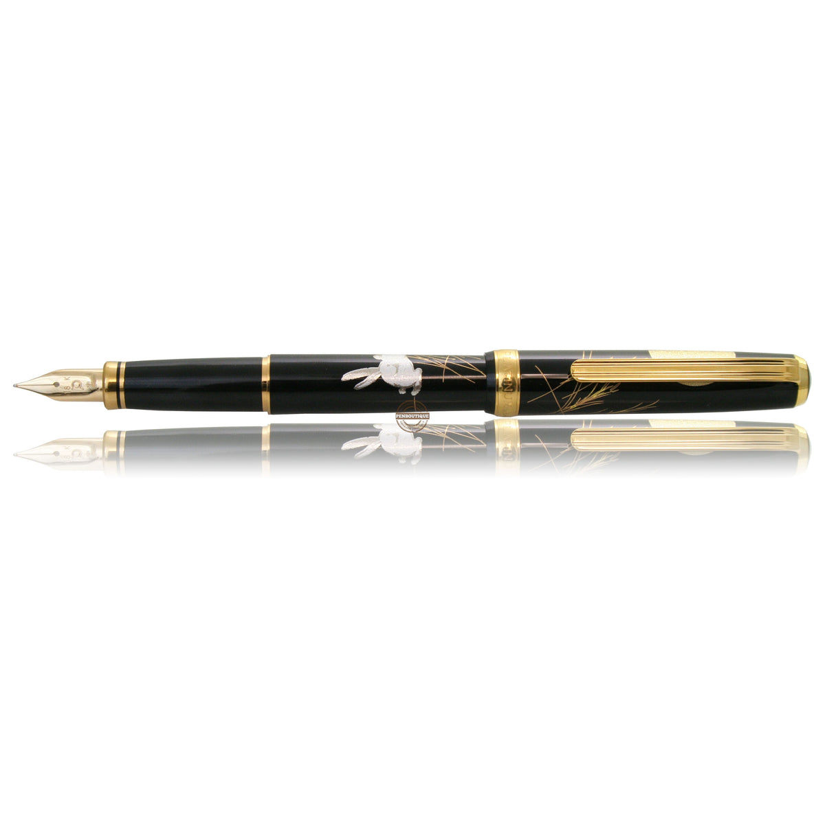 Platinum Classic Maki-E The Moon and A Rabbit Fountain Pen - Pen Boutique Ltd