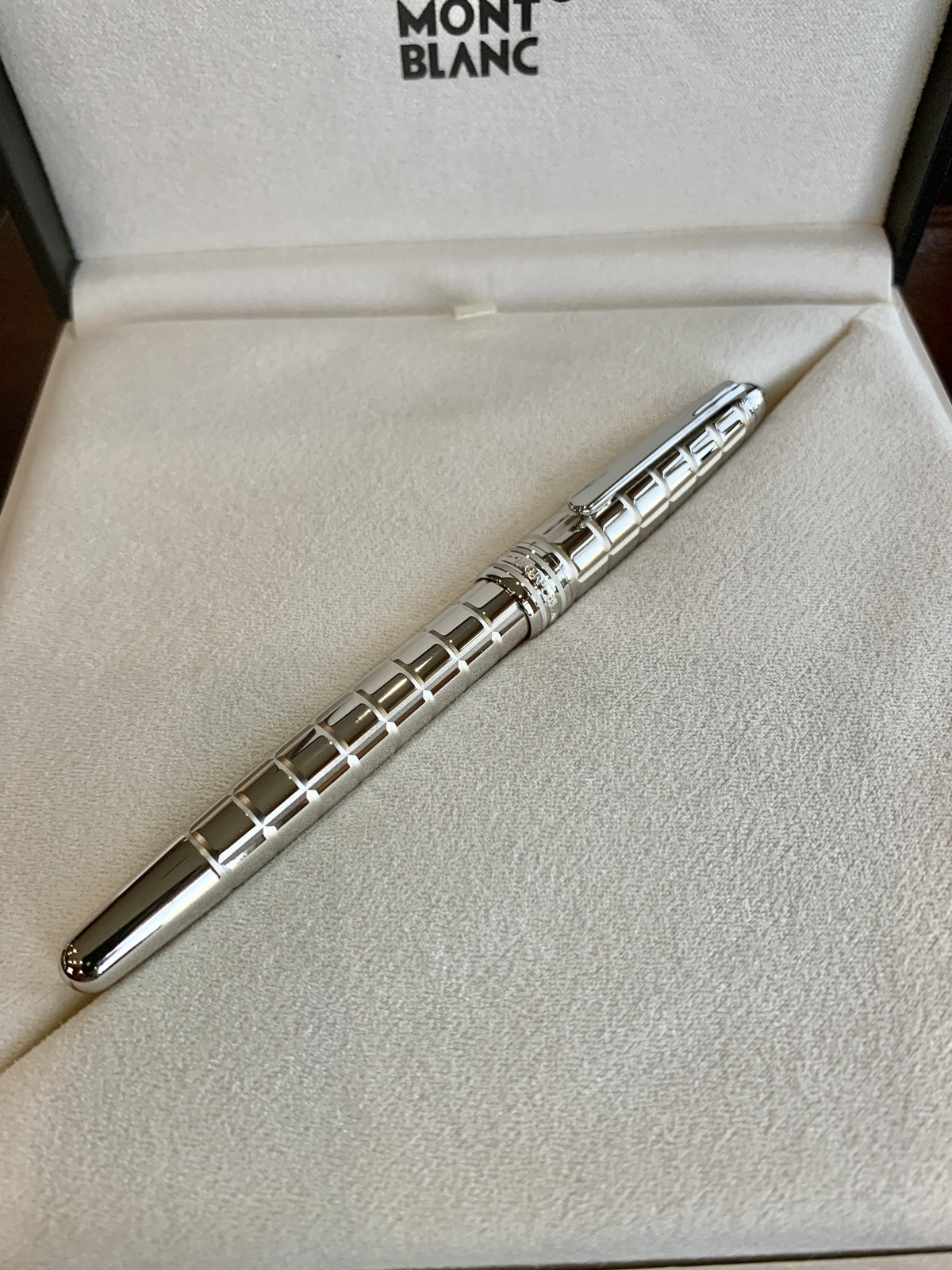 Montblanc 163 Solitaire Rollerball Pen - Platinum plated Facet - Pen Boutique Ltd